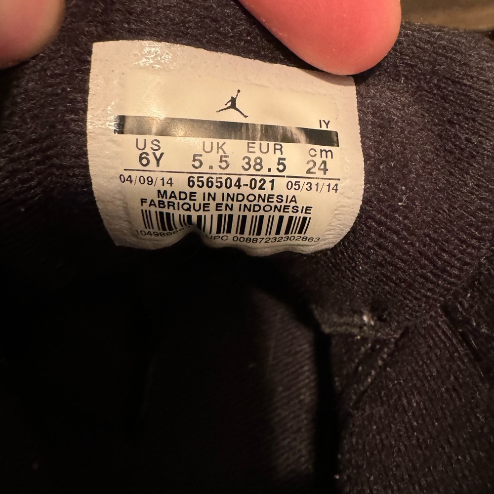 Jordan future - Picture 6 of 6